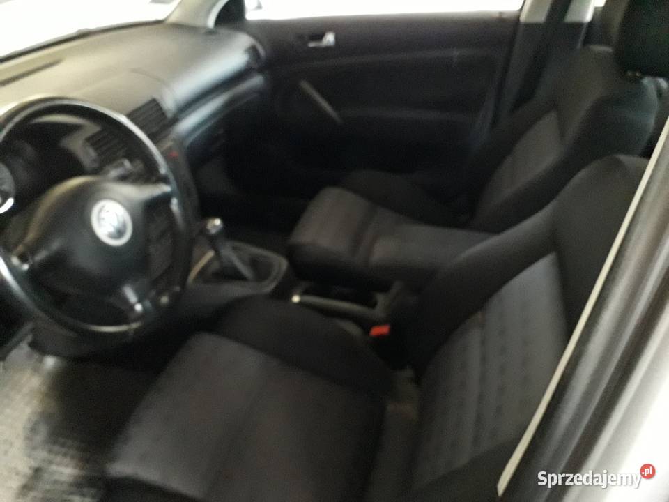 Passat B5 FL 18T LPG Skrzynia 6 Passat Markuszów sprzedam