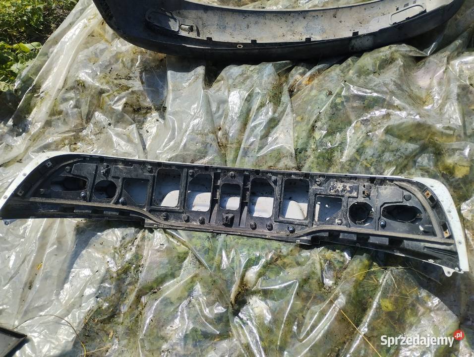 opel insignia a kombi nakładka klapy tył osobowe pomorskie Gniew