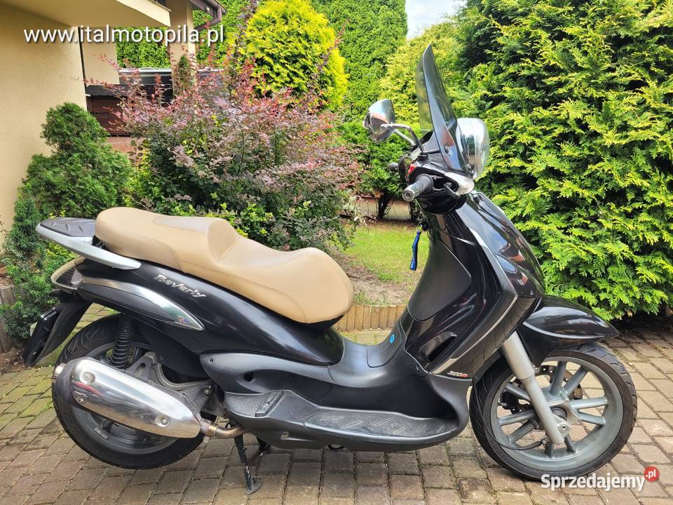PIAGGIO BEVERLY TOURER 300i zarejestrowany sprowadzony Piła
