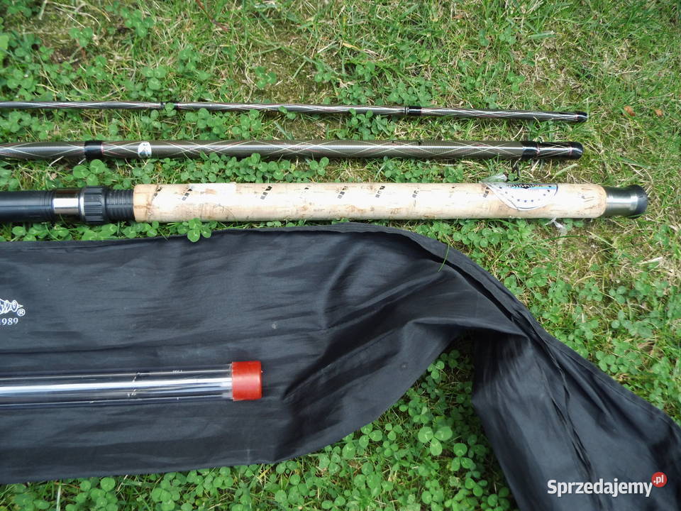 Mikado Ultraviolet Light Feeder 420 90g Wędkarstwo