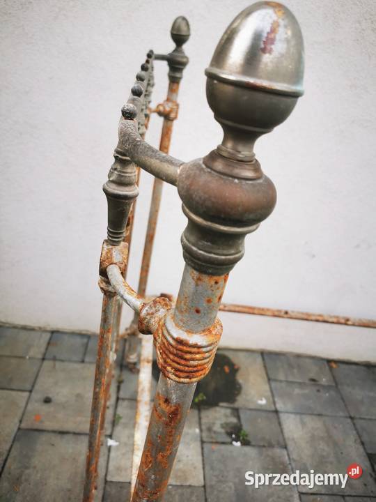 Łóżko przedwojenne stalowo mosiężne antyk Czeladź