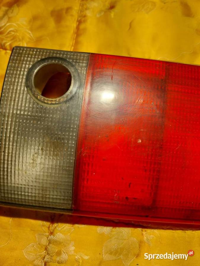 Lampa tylna audi 80 małopolskie Kraków sprzedam