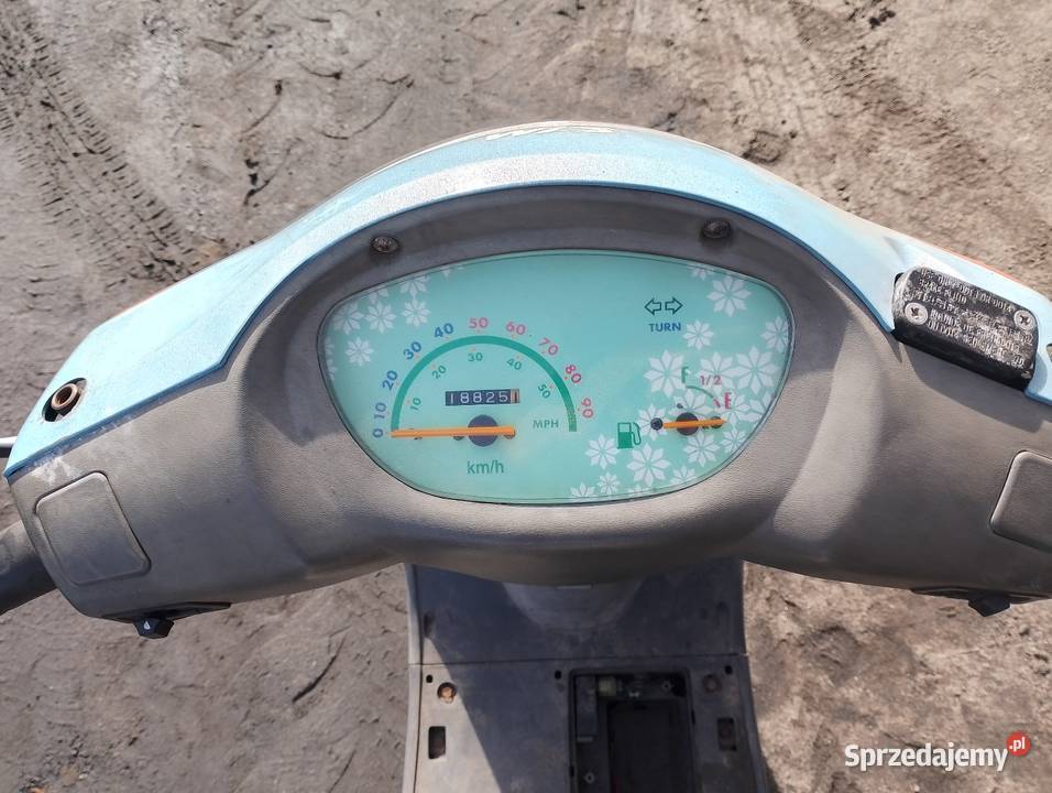 Skuter SYM Cinderella 50 4t 50cm3 Parcice