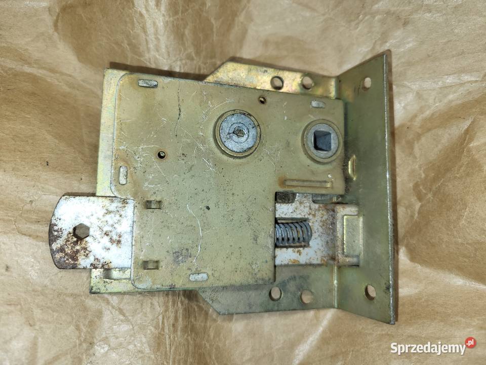 IFA F8 Framo Nowy zamek drzwi prawych DDR osobowe Karoseria sprzedam