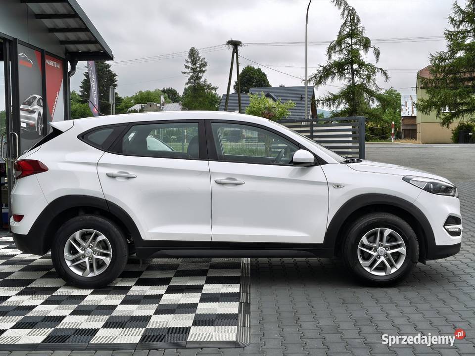 Hyundai Tucson 2017r 16 Benzyna Zadbany elektryczne lusterka Zarszyn