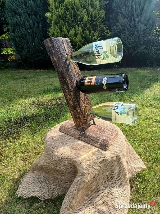 Stojak na wino drewniany deska driftwood Trzciel