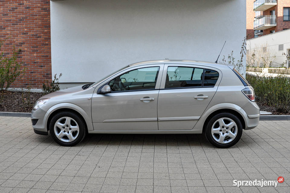 Opel Astra 2008 r Automat 123 Lift Wrocław sprzedam
