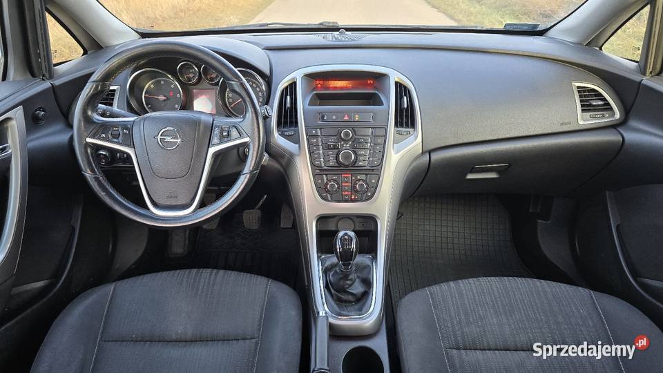 Astra J 17 D Zamiana Kombi śląskie Gliwice