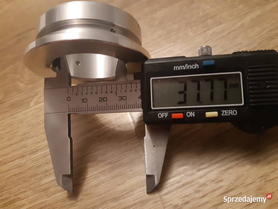 Tulejka wałka kompresora Mercedes OM501LA