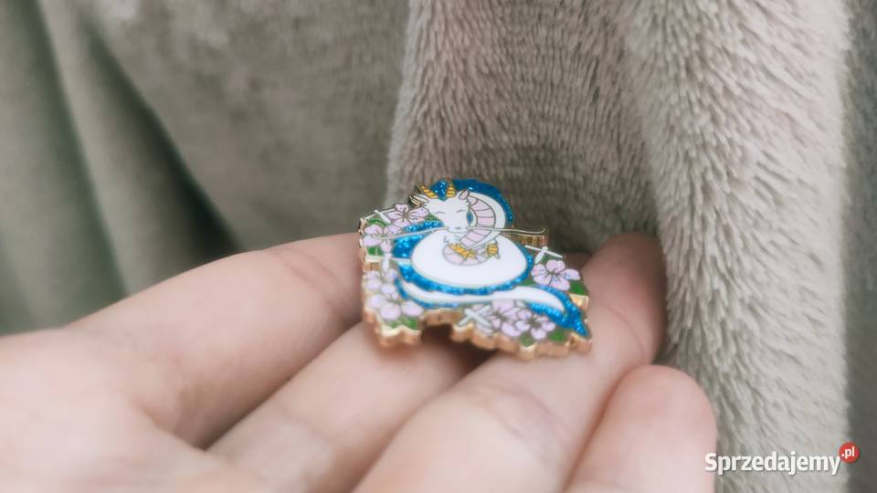 Pin przypinka broszka smok ze smokiem Haku w Dla kobiet Tarnowskie Góry sprzedam