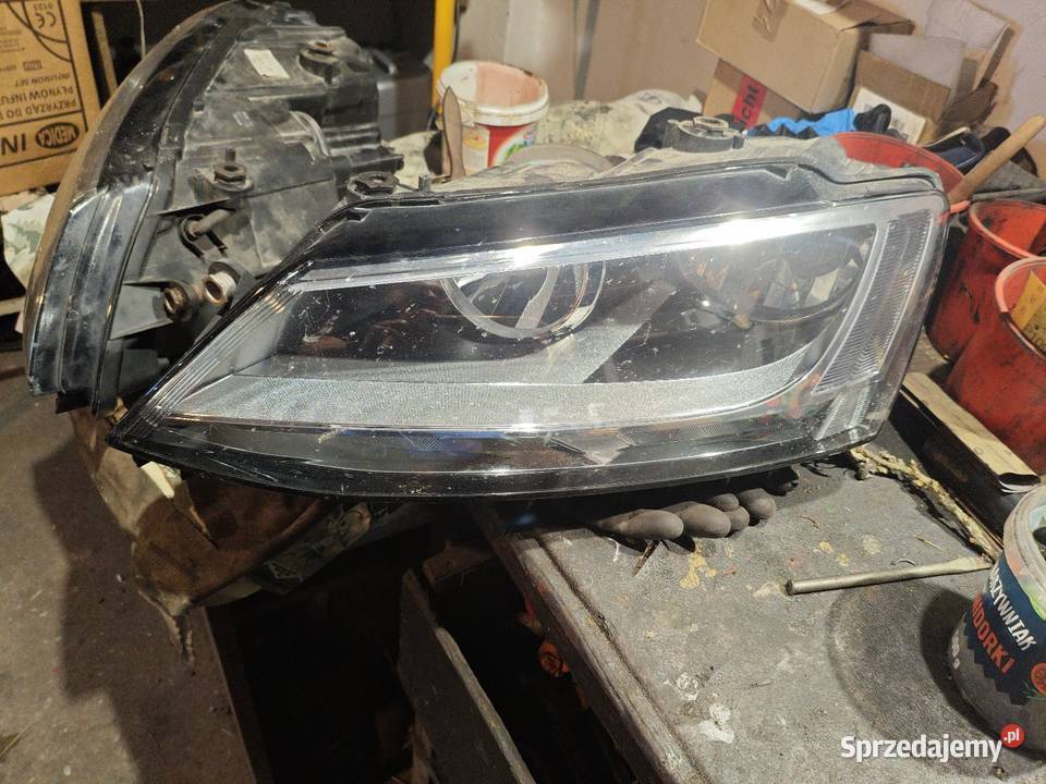 Reflektory VW Jetta 5C6 A6 Przeworsk sprzedam
