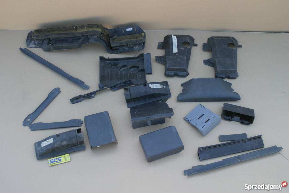 MERCEDES ACTROS MP2 PLASTIKI ZAŚLEPKI MASKOWNICE Bieleń