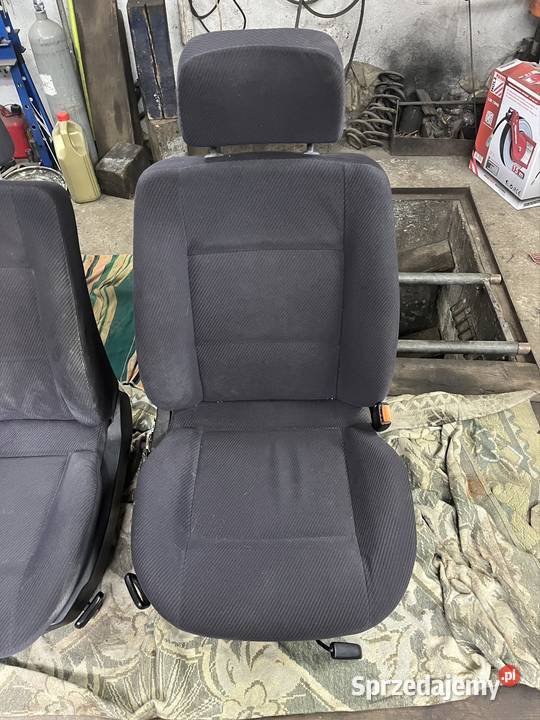 Fotele przód Audi 80 osobowe