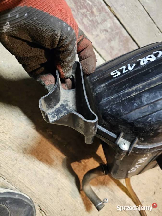 Honda CBR 125 jc 34 airbox obudowa filtra Jelenia Góra