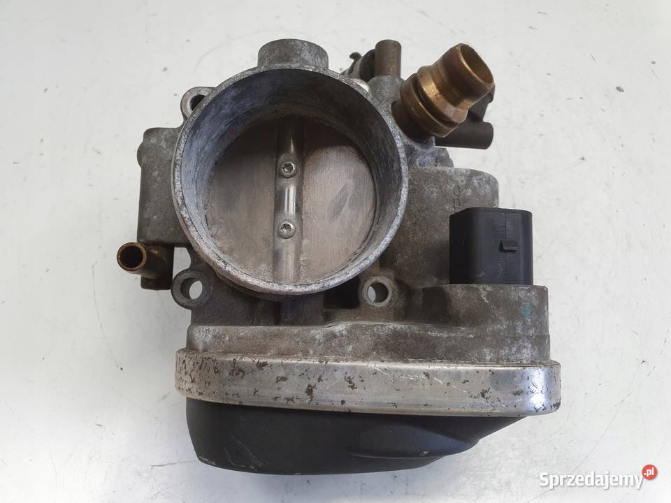 PRZEPUSTNICA Opel Astra III H 18 16V 55562380 osobowe lubelskie sprzedam