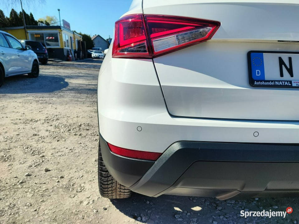 Seat Arona Klimatronik Asystent ham Parktonik wspomaganie kierownicy