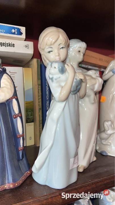 Figurka stojącej dziewczyki z pieskiem Lladro Gdańsk sprzedam