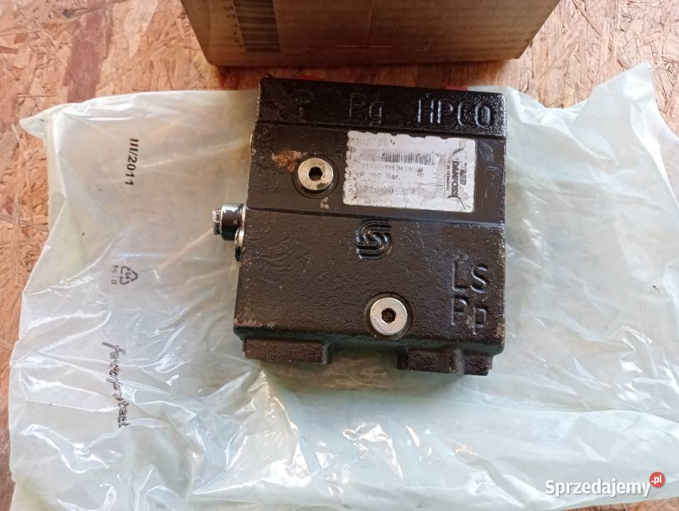 płyta blok hydrauliczny rozdzielacz DeutzFahr Koszanowo