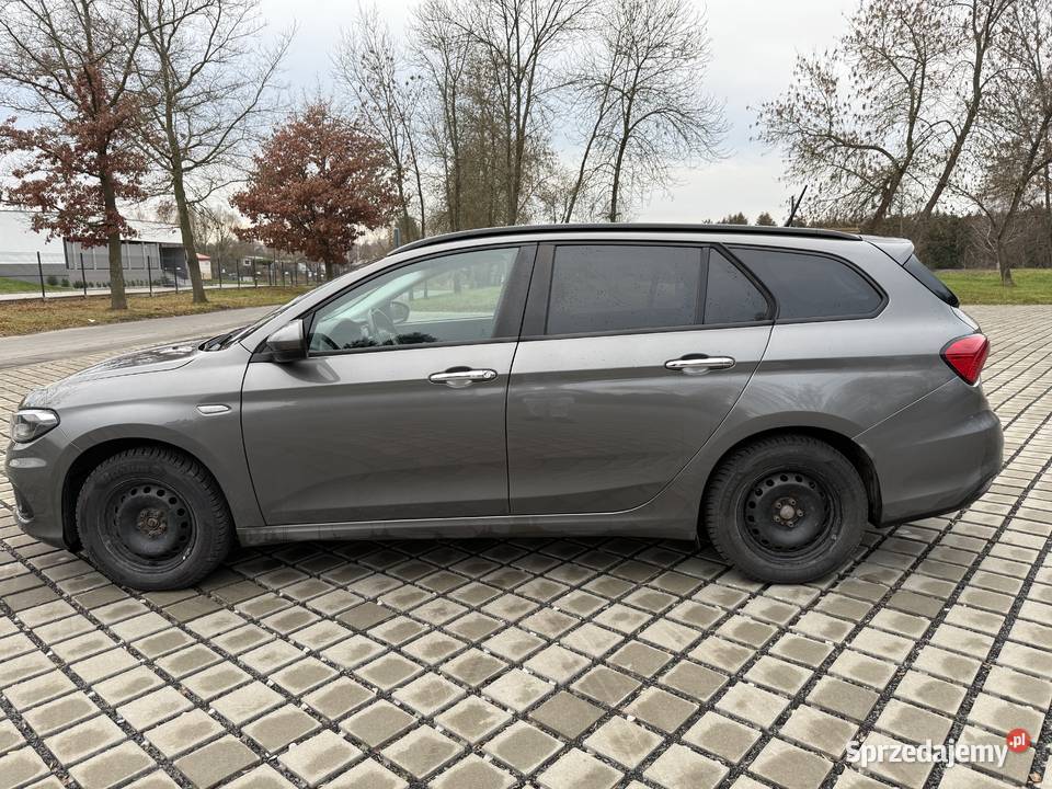 Fiat Tipo 14 TJET Bogato wyposażony Tipo