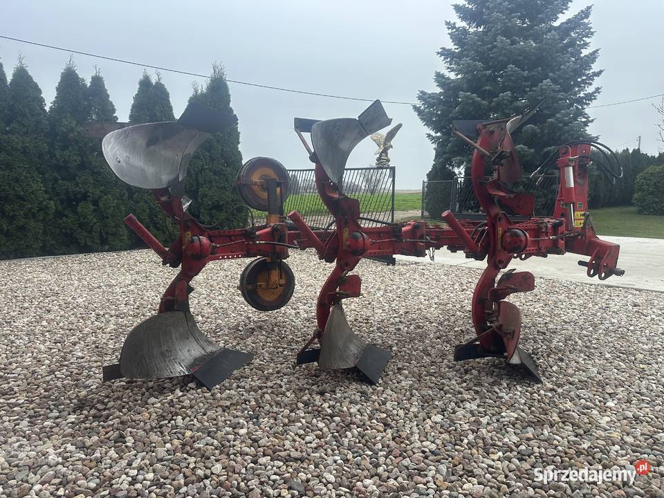 Pług obrotowy Pottinger Servo Nova 3 90150 Gutowo-Górki