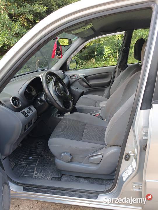 Sprzedam Toyotę RAV4 z 2002 roku 20 diesel