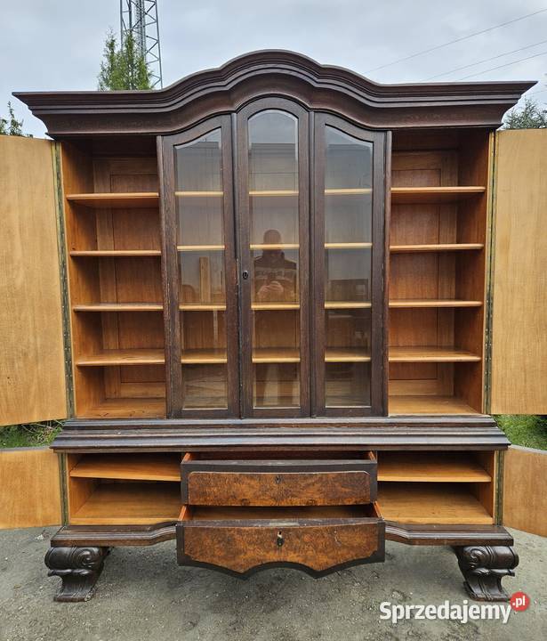 Dębowa biblioteka neorenesansowa Szczecin