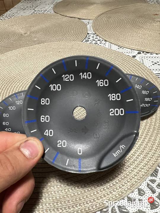 Tarczka licznika w h pacifica Chrysler osobowe Części samochodowe Katowice