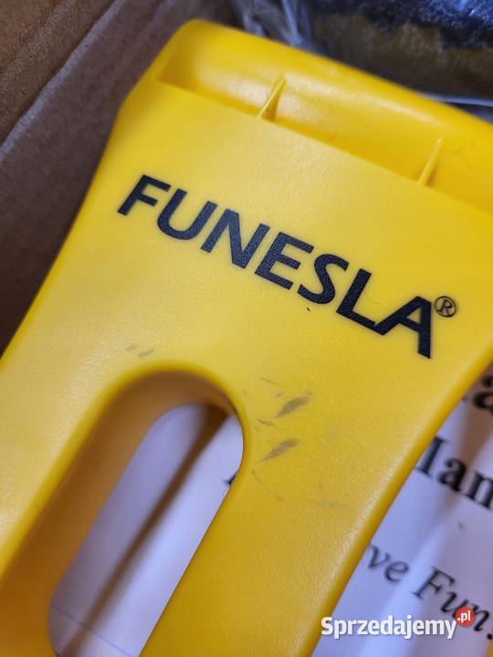 Zestaw Do Gry W Piłkę Siatkową Z 3 Piłkami Spike Myszyniec