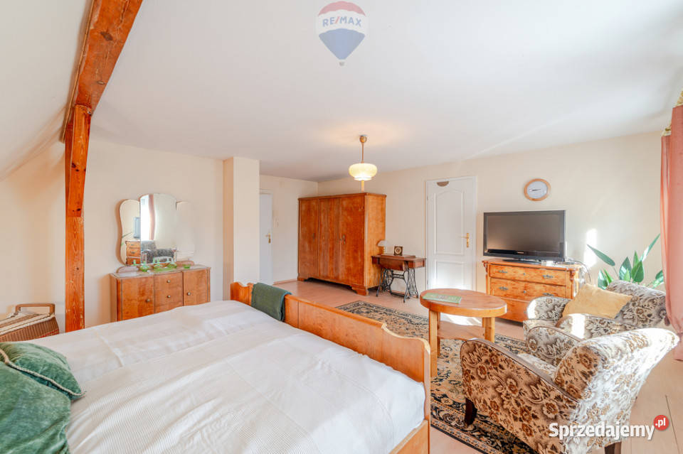 Na sprzedaż rodzinny wygodny dom