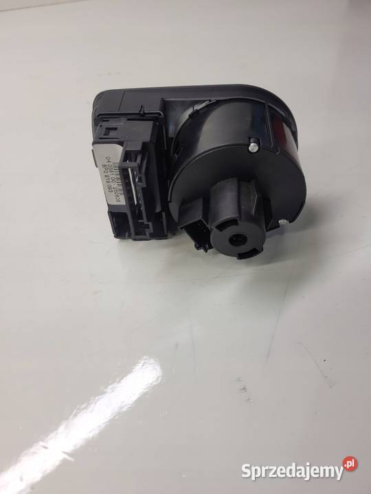 WŁĄCZNIK ŚWIATEŁ AUDI A3 8P LIFT 8P1941531AQ