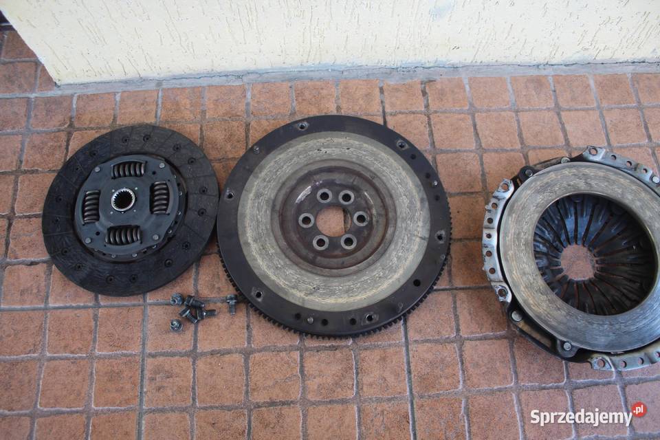 SPRZĘGŁO KOMPLETNE AUDI A6 C5 19 TDI 130 SZTYWNE sprzedam
