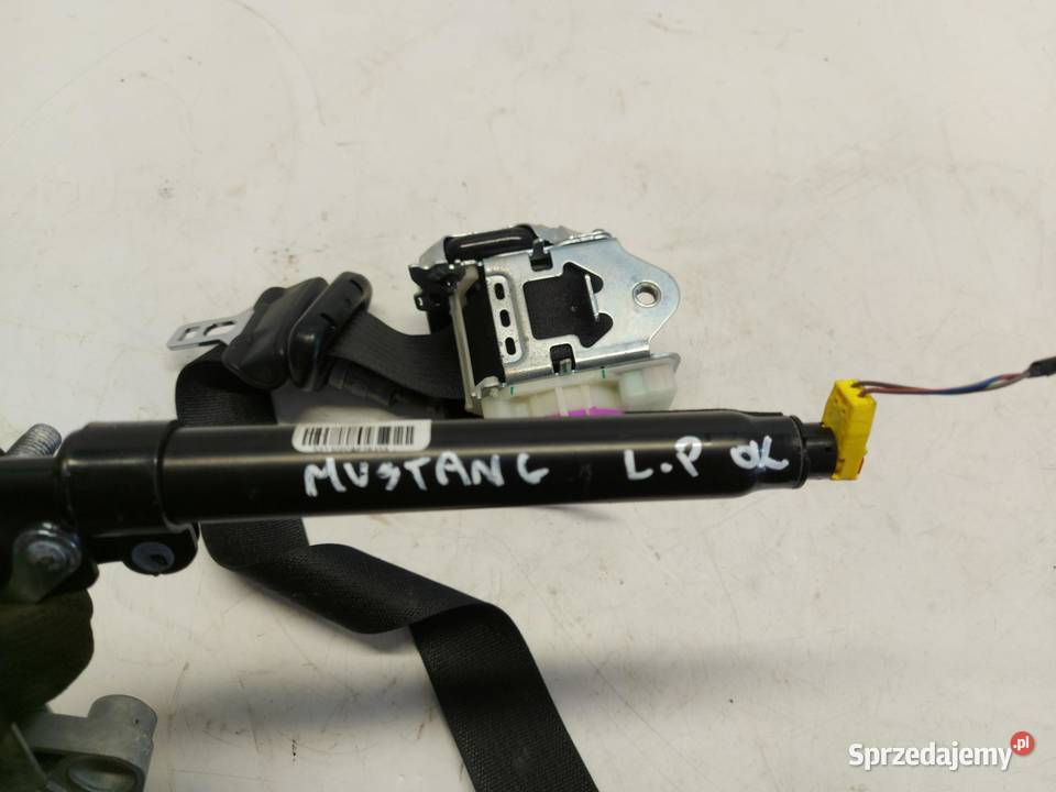 FORD MUSTANG VI Pas bezpieczeństwa dociąg przód osobowe