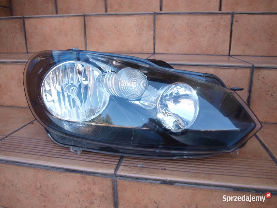 VW Golf 6 VI lampa prawa przód 2008 2012r europa