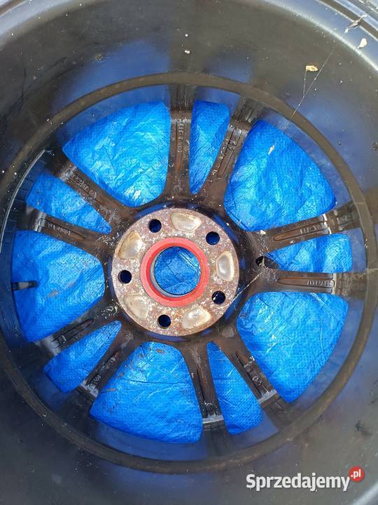 Alufelgi z oponami 17 5x112 VW Audi Seat Skoda Stargard