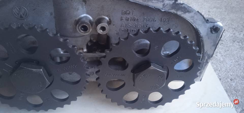 Pokrywa zaworów wałki 03E103475D AZQ BME Głowice cylindrów Jaworzno