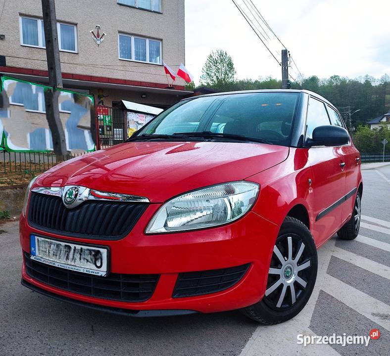 Ładna nie zgnita Skoda Fabia 12 benzyna 2012 Domaradz
