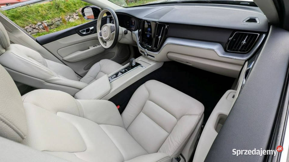 Volvo XC 60 Plugin 4x4 kamera cofania II 2017 ABS Kamienna Góra sprzedam