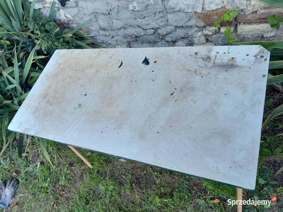 Stolik metalowy z dwoma blatami ławka PRL retro Dąbrowa Górnicza