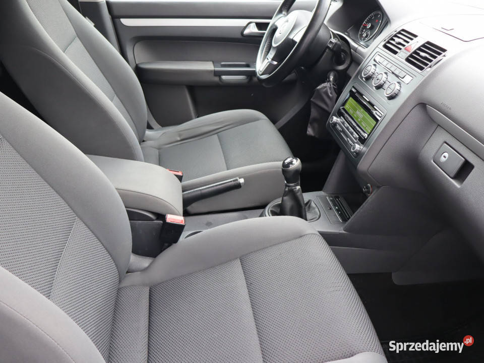 VW Touran 16 TDI Rok produkcji 2012 Katowice