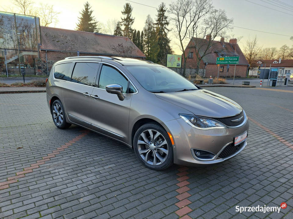Chrysler Pacifica Limited 36 V6 291 2017r Zarejestrowany w Polsce mazowieckie