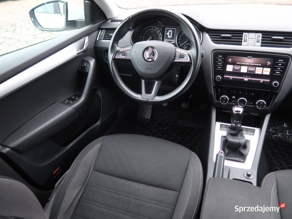 Skoda Octavia 16 TDI światła do jazdy dziennej Katowice