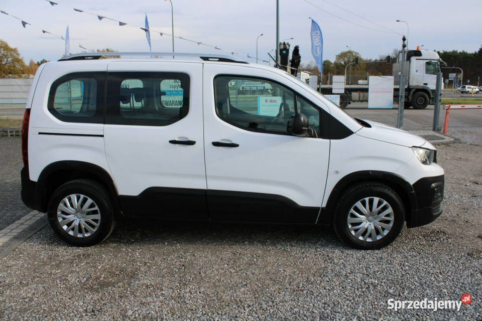 Peugeot RIFTER FvatsalongwarancjaIwłaściciel czujnik parkowania Warszawa sprzedam