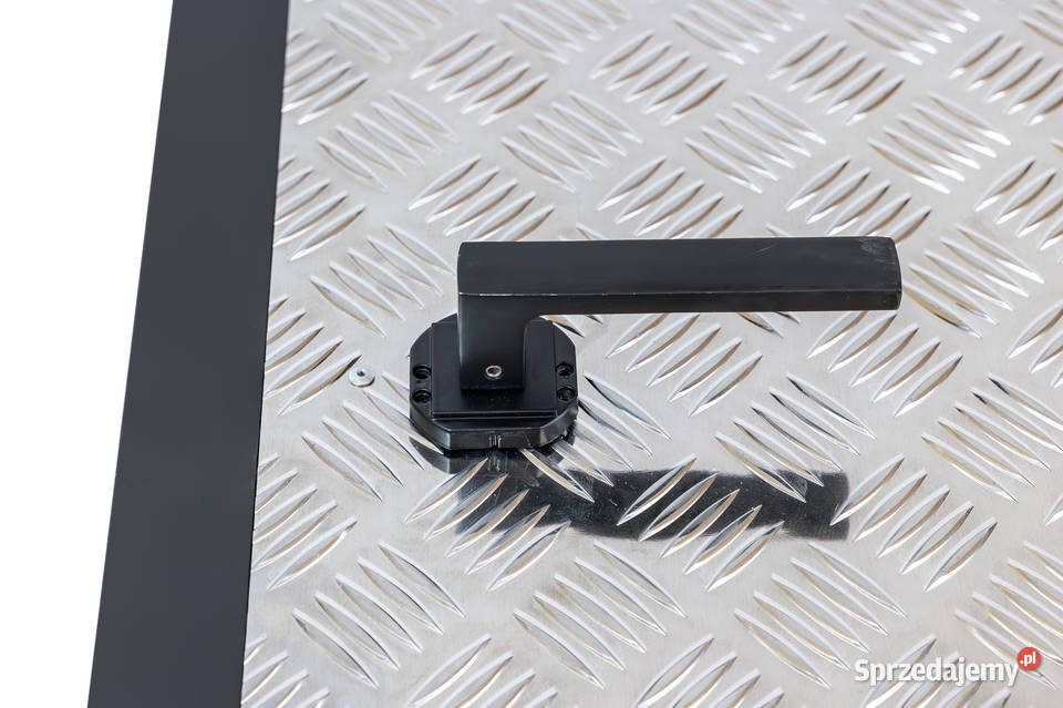 WŁAZ DO PIWNICY podłogowy rewizyjny wejście Skawina