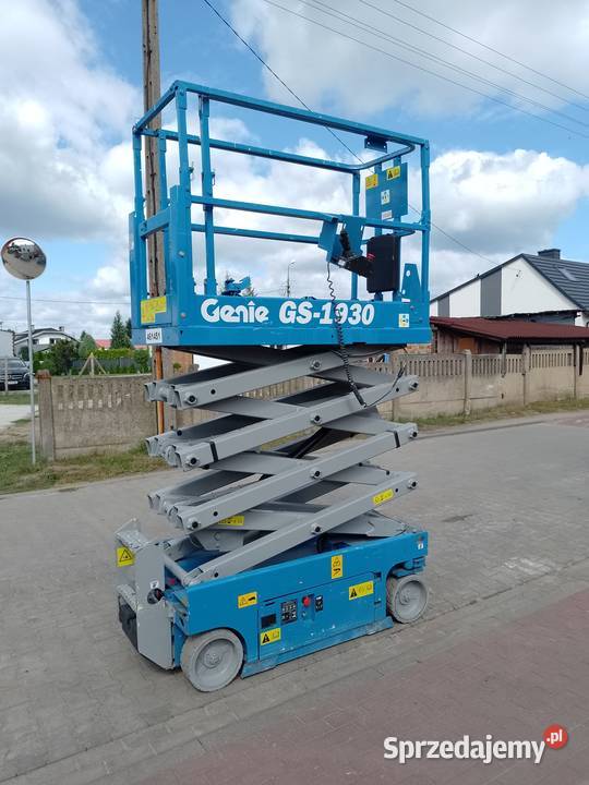 Sprzedam podnośnik nożycowy Genie GS1930 2014 Rok produkcji 2014 Bydgoszcz sprzedam