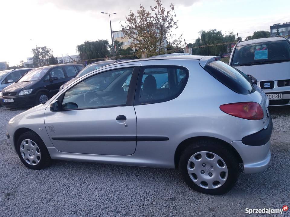 PEUGEOT 206 2004 R Rok produkcji 2004 Toruń sprzedam
