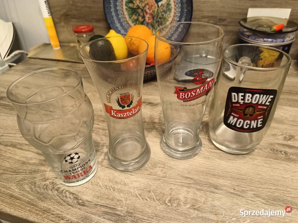 Trzy puchary i jeden kufel Wronki