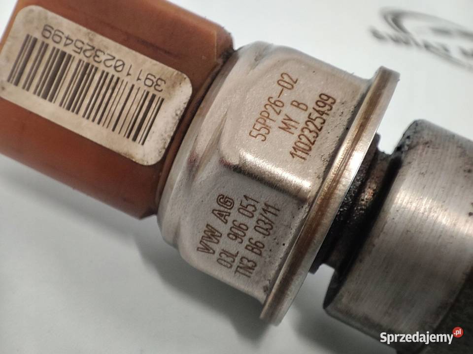 GOLF PASSAT EOS 16 TDI CAY 105 159 13r listwa Listwy wtryskowe