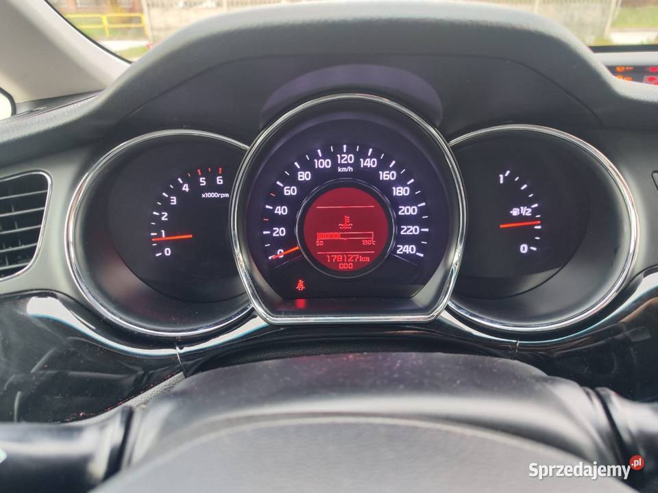 KIA CEED JD isofix Niestachów