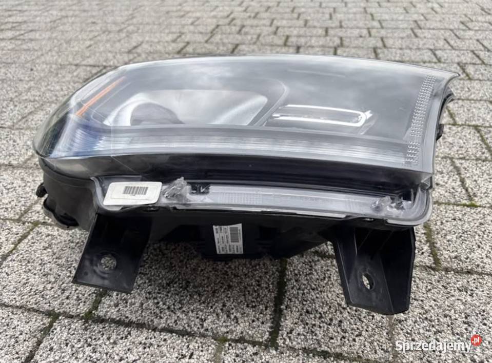 Lampa Przednia Prawa Dodge Durango 18r Xsenon z lubelskie Hrubieszów