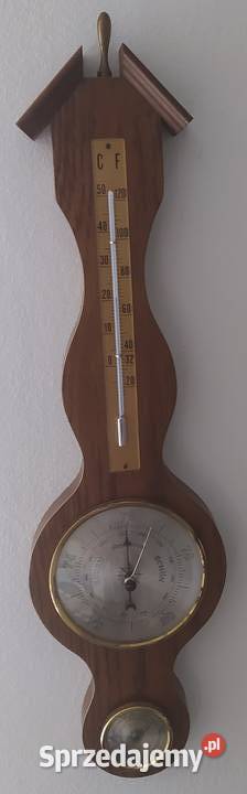 Barometr mechaniczny w drzewie